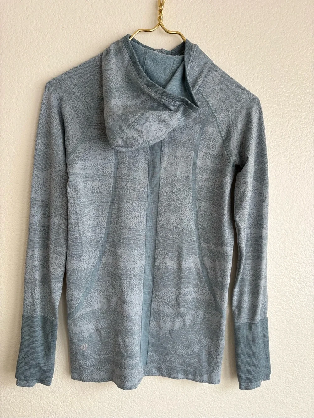 lululemon athletica Women's Long-Sleeve Half-Zip hoodie shirt
